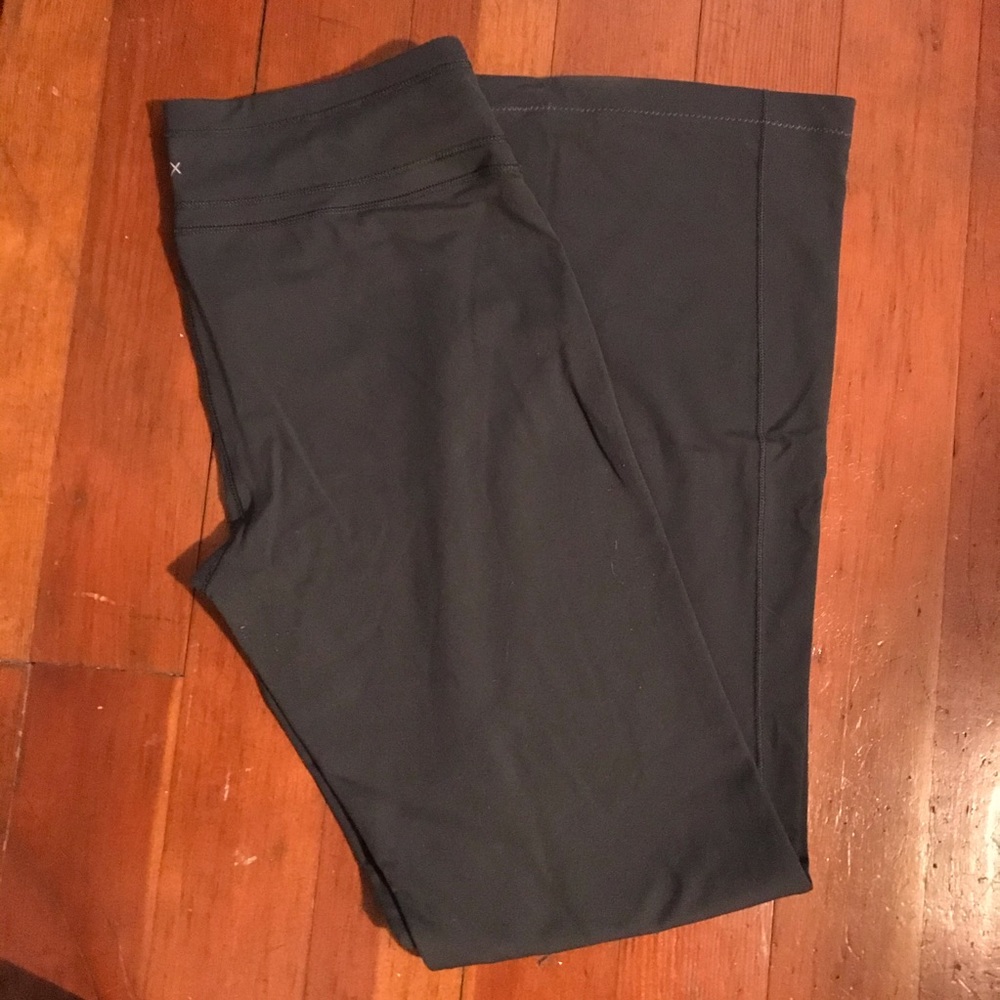 Grey VS yoga pants